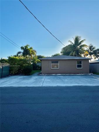 124 SE 2nd Ter, Hallandale Beach, Florida 33009, image 1