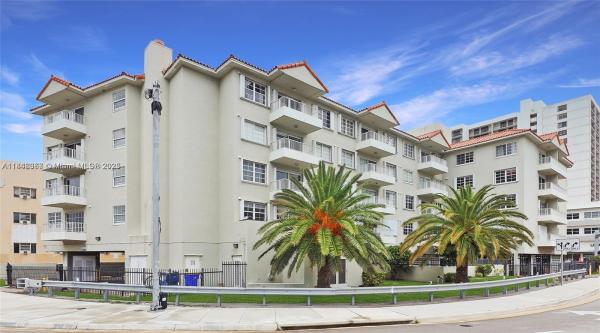 Lake Beach Club, 2600 Collins Ave #405, Miami Beach, Florida 33140, image 1