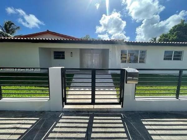 South Bay Estates, 2710 SW 31st Ave, Miami, Florida 33133, image 1