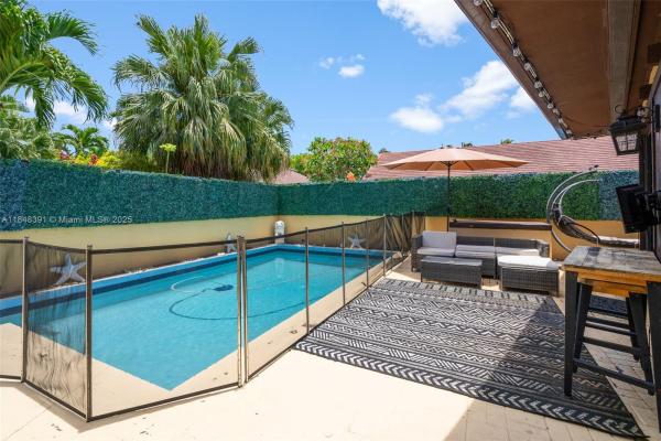 1030 NE 202nd Ter, Miami, Florida 33179, image 1