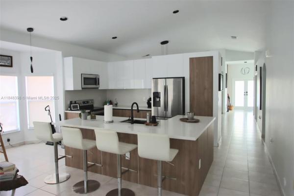 Gardens At Huntington, 15230 SW 51st St, Miramar, Florida 33027, image 2