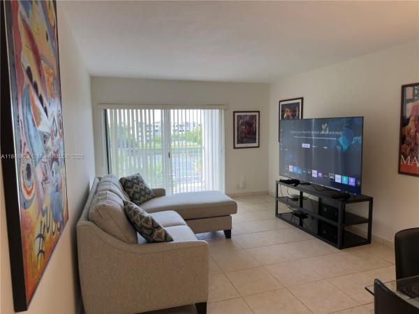 Kings Creek South, 7765 SW 86th St #F2-404, Kendall, Florida 33143, image 1