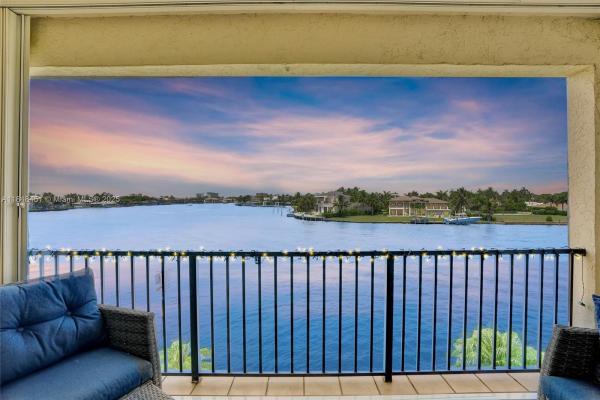 Briney Mar, 1101 S Riverside Dr #301, Pompano Beach, Florida 33062, image 1
