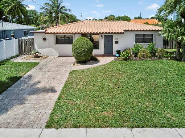 South New River Isles, 1013 Orange Isle, Fort Lauderdale, Florida 33315, image 1