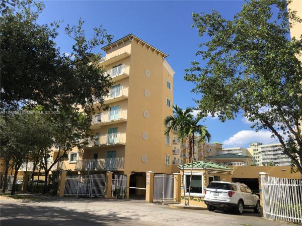 River Run South, 2475 NW 16th St Rd #410, Miami, Florida 33125, image 1