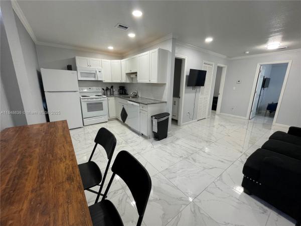 Liberia, 2240 Simms St #3, Hollywood, Florida 33020, image 1
