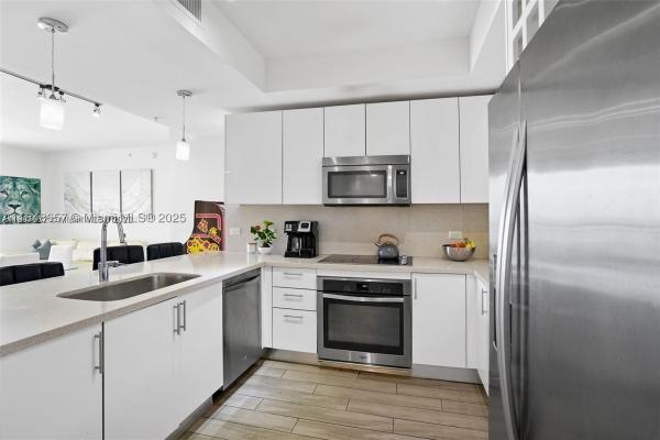 Nine At Mary Brickell Village, 999 SW 1st Ave #2717, Miami, Florida 33130, image 3
