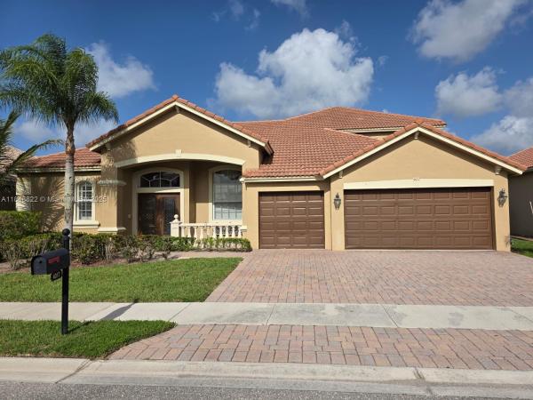 Hamilton Bay, 4017 W Hamilton Ky, West Palm Beach, Florida 33411, image 1