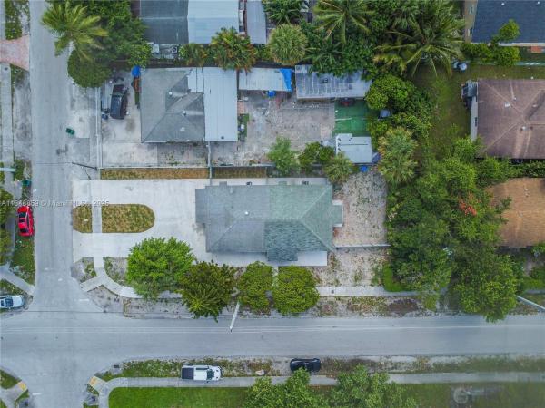 801 NW 109th St, Miami, Florida 33168, image 1
