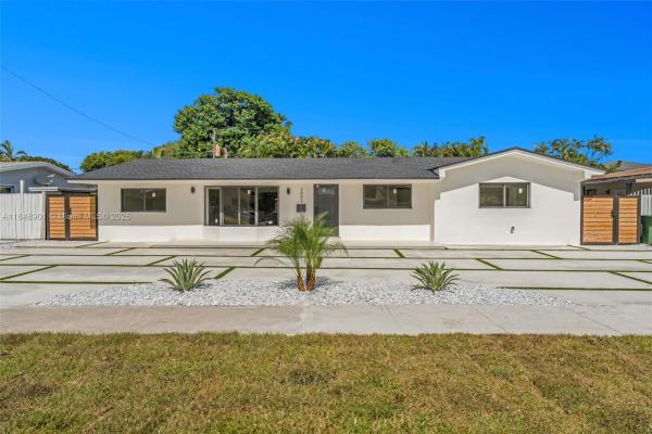 Palm Springs Lakes, 7993 W 18th Ln, Hialeah, Florida 33014, image 1