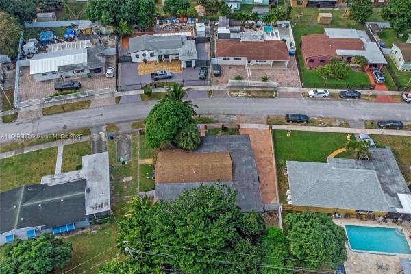 Carol City, 17915 NW 43rd Ct, Miami Gardens, Florida 33055, image 3