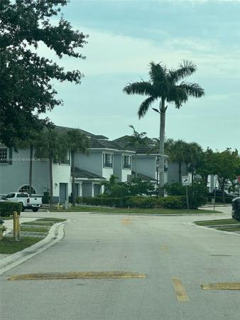 Georgetown, 3593 NW 13th St, Lauderhill, Florida 33311, image 2