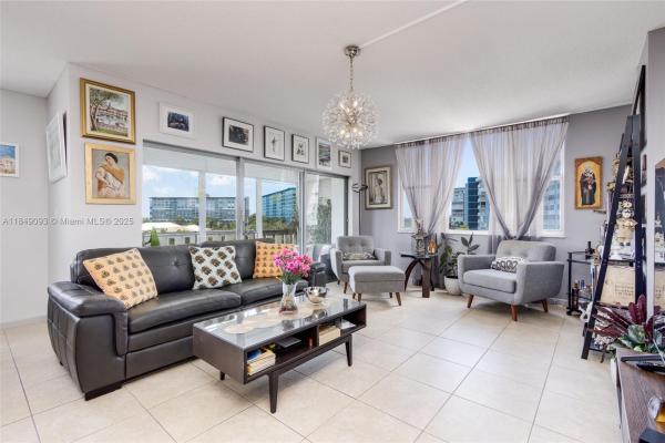 Hillcrest, 4330 Hillcrest Dr #519, Hollywood, Florida 33021, image 1