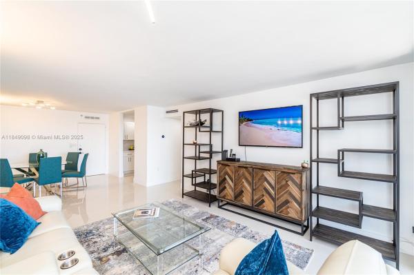 Commodore Plaza Century, 2780 NE 183rd St #2014, Aventura, Florida 33160, image 1