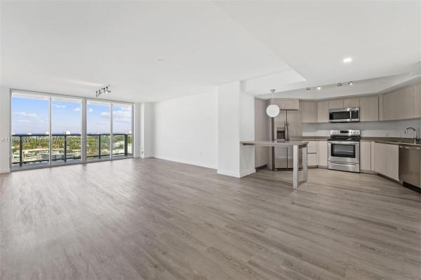 Flamingo South Beach, 1500 Bay Rd #M-0612, Miami Beach, Florida 33139, image 1