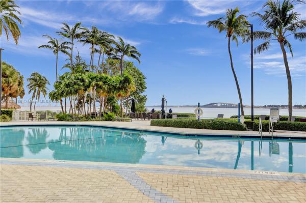 Brickell Townhouse, 2451 Brickell Ave #5E, Miami, Florida 33129, image 1