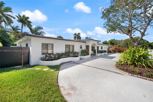 Coral Ridge South, 2600 Yacht Club Blvd, Fort Lauderdale, Florida 33304, image 1