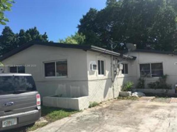 Floral Park, 1574 NW 58th St, Miami, Florida 33142, image 1