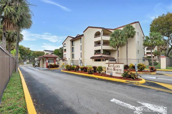 8800 SW 123rd Ct #J210, Miami, Florida 33186, image 1