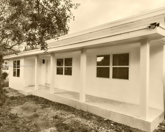 400 NE 161st St #1, Unincorporated Dade County, Florida 33162, image 1