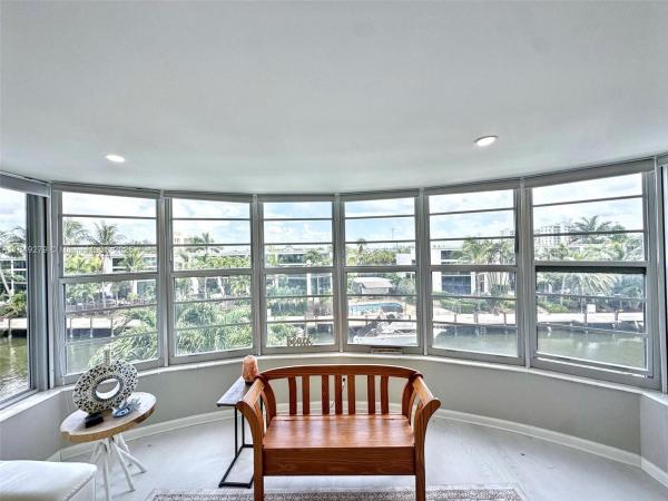 Ridgeview Towers, 3051 NE 48th St #307, Fort Lauderdale, Florida 33308, image 1