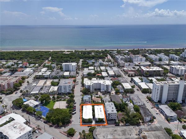 Altos Del Mar, 7945 Carlyle Ave #2, Miami Beach, Florida 33141, image 1