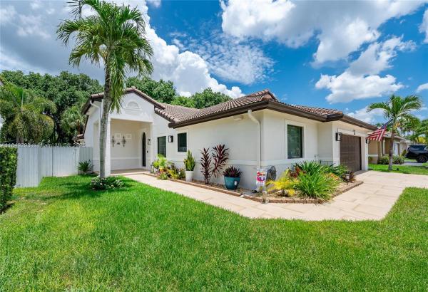 Angel Cove At Pembroke Shores, 16185 SW 2nd Dr, Pembroke Pines, Florida 33027, image 1