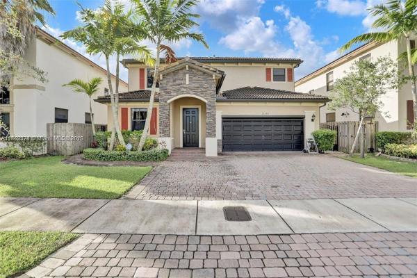 16548 SW 43rd Ln, Miami, Florida 33185, image 1