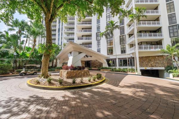 1000 Quayside Ter 1606, Miami, Florida 33138, image 1