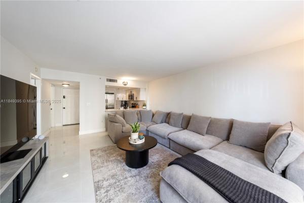 Brickell Key Two, 540 Brickell Key Dr #702, Miami, Florida 33131, image 1