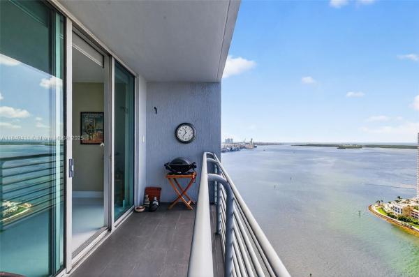One Miami East, 335 S Biscayne Blvd #3501, Miami, Florida 33131, image 2