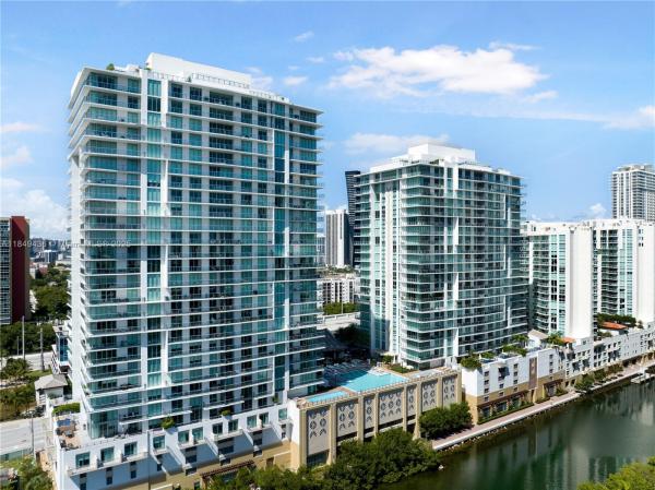 Parque Towers, 330 Sunny Isles Blvd #5-1404, Sunny Isles Beach, Florida 33160, image 1