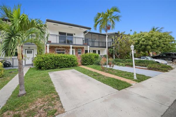 2245 NE 122nd St 2245, Miami, Florida 33181, image 1