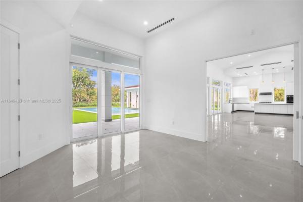 7900 SW 70th St, Miami, Florida 33143, image 1