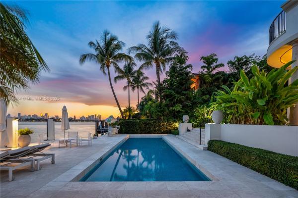 Sunset Islands, 1818 W 23rd St, Miami Beach, Florida 33140, image 1
