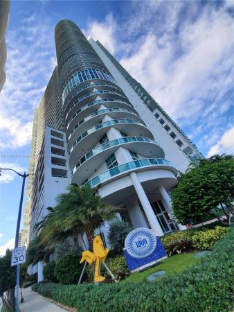 1800 Club, 1800 N Bayshore Dr 3808, Miami, Florida 33132, image 1