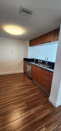 1800 Club, 1800 N Bayshore Dr #3808, Miami, Florida 33132, image 1
