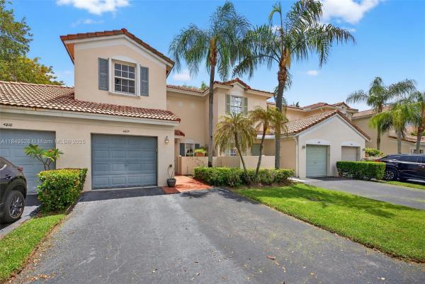 Banyan Oakridge, 4824 SW 32nd Ter, Dania Beach, Florida 33312, image 1