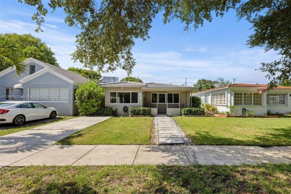 Hollywood Lakes, 1655 Jefferson St, Hollywood, Florida 33020, image 1