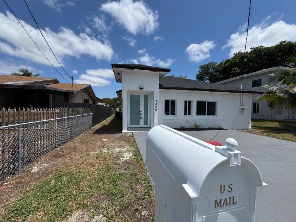 3039 NW 51st Ter, Miami, Florida 33142, image 1