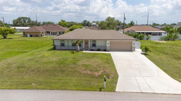 2038 Ne 25th St, Cape Coral, Florida 33909, image 3