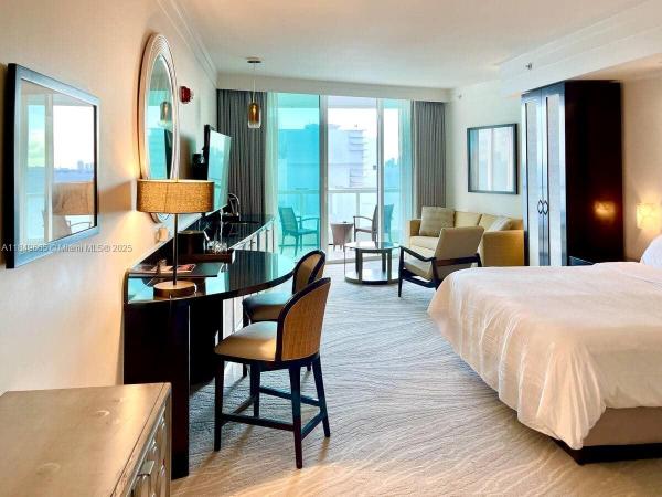 Sorrento Tower, 4391 Collins Ave #918, Miami Beach, Florida 33140, image 2