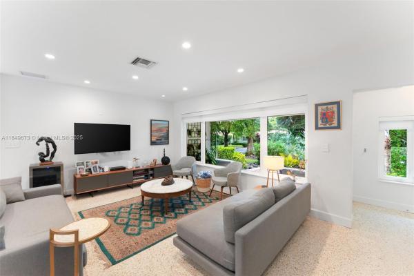 Riviera, 415 Garlenda Ave, Coral Gables, Florida 33146, image 3