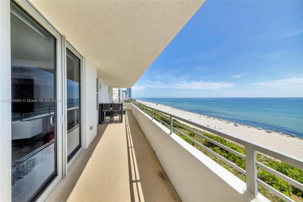 Oceanside Plaza, 5555 Collins Ave #11D, Miami Beach, Florida 33140, image 1