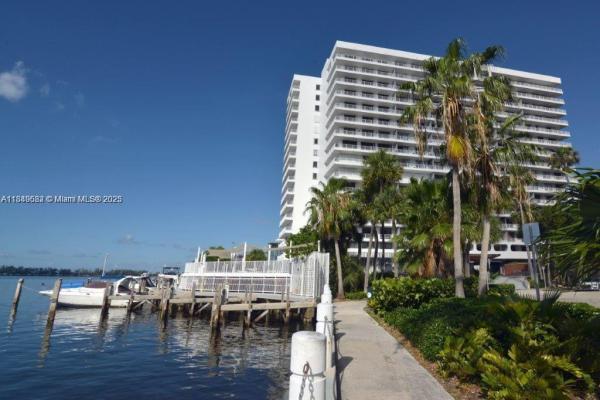 Brickell Harbour, 200 SE 15th Rd #4E, Miami, Florida 33129, image 2