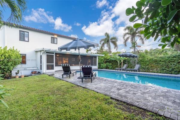 541 NE 105th St, Miami, Florida 33138, image 1