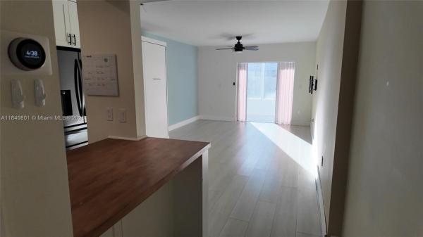 120 Royal Palm Rd 107, Hialeah, Florida 33016, image 1