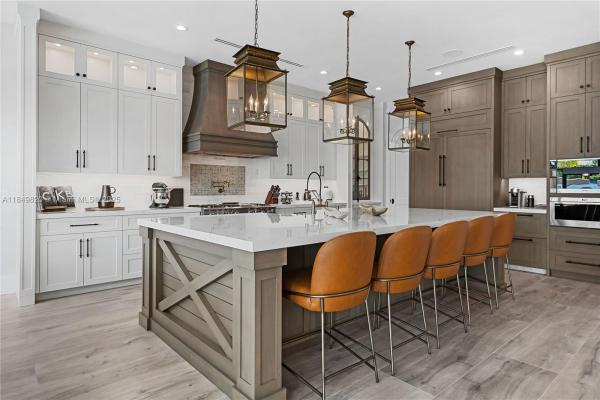 Venice, 319 Coconut Isle Dr, Fort Lauderdale, Florida 33301, image 2
