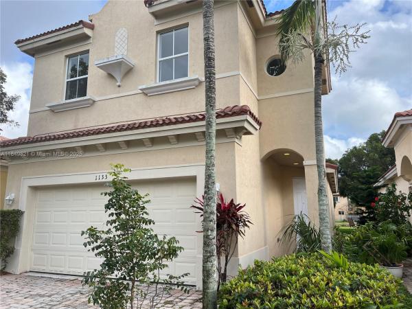 1133 NE 40th Rd, Unincorporated Dade County, Florida 33033, image 1