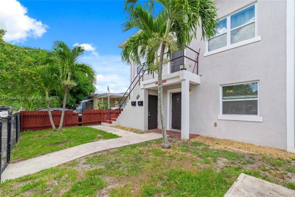 Tamarind Park, 1040 17th St, West Palm Beach, Florida 33407, image 3
